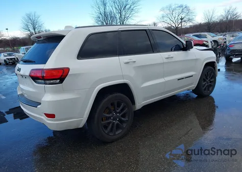 2020 Jeep Grand Cherokee Altitude 4X4/Laredo 4X4/Laredo E 4X4/North Edition 4X4/Upland 4X4 из США, поврежденный, VIN 1C4RJFAG0LT293596